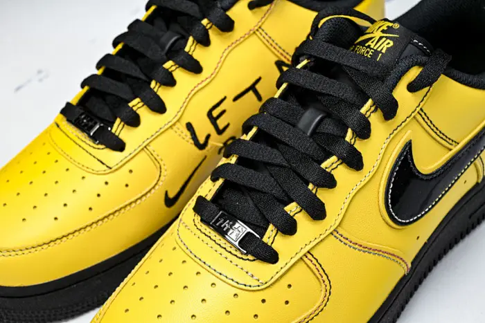 Nike Air Force 1'07 Low - 