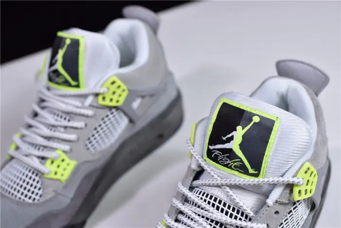 Air Jordan 4 SE “Neon” CT5342-007 