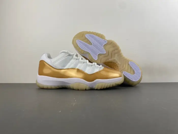 Jordan 11 Retro Low Mother's Day-AH7860-102 