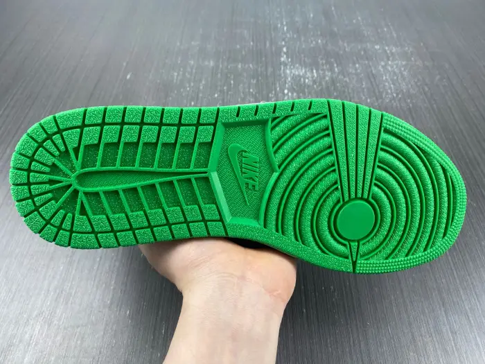 Jordan 1 Retro High OG Lucky Green- 