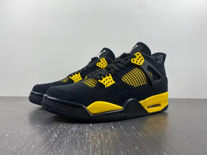 Jordan 4 Retro Thunder -308497-017  FFEAB200