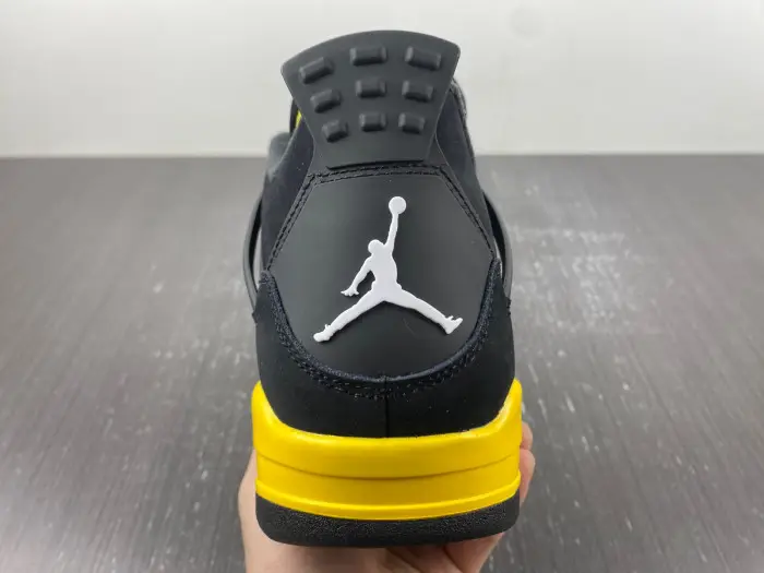 Jordan 4 Retro Thunder -308497-017  FFEAB200