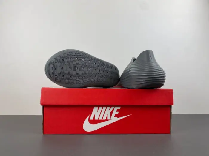 Nike ReactX Rejuven8-HV5060-002 
