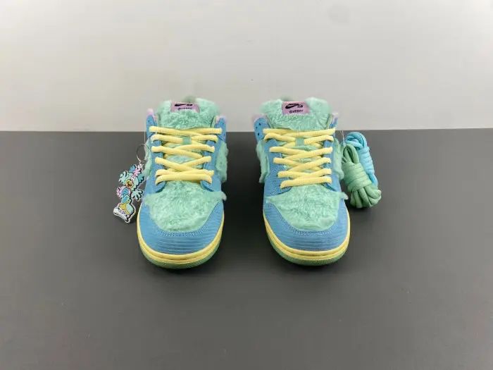 Nike SB Dunk Low Verdy Visty-FN6040-400 
