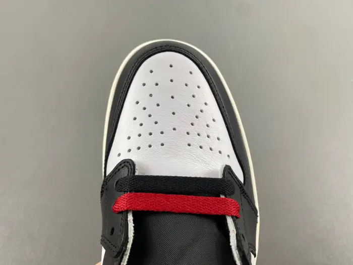 Air Jordan 1 High OG “Black Toe Reimagined”-DZ5485-106 