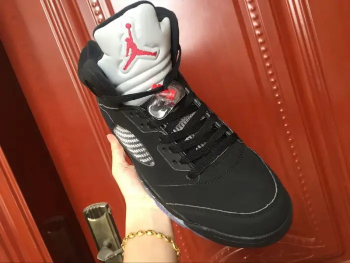 Jordan 5 Retro Black Metallic -845035-003 