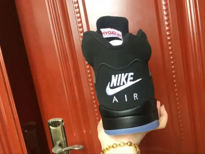Jordan 5 Retro Black Metallic -845035-003 