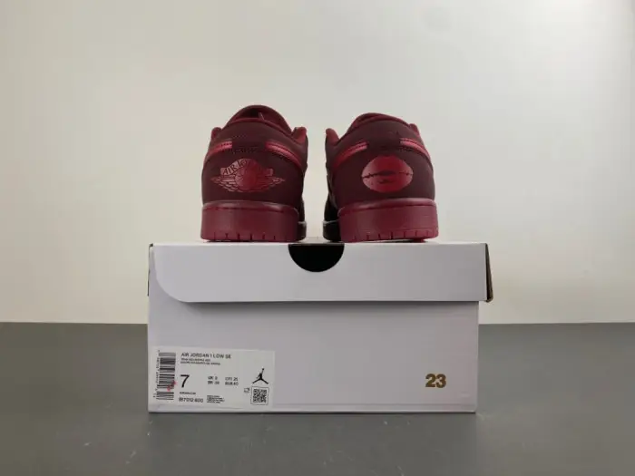 Air Jordan 1 Low “Valentine' s Day-IB7012-600  ECFBF608