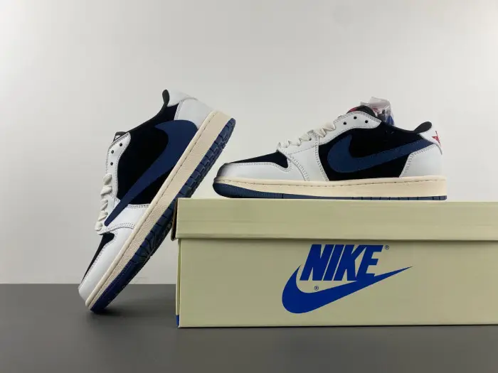 Travis Scott x Air Jordan-DM7866-713 