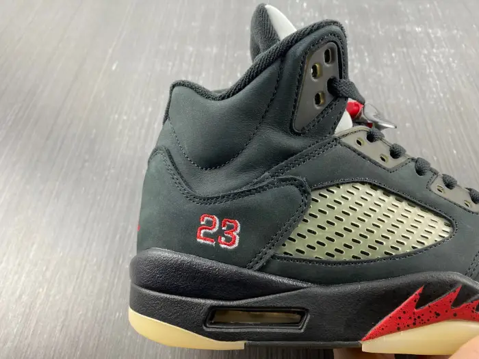 Jordan 5 Retro Gore-Tex Off Noir - 