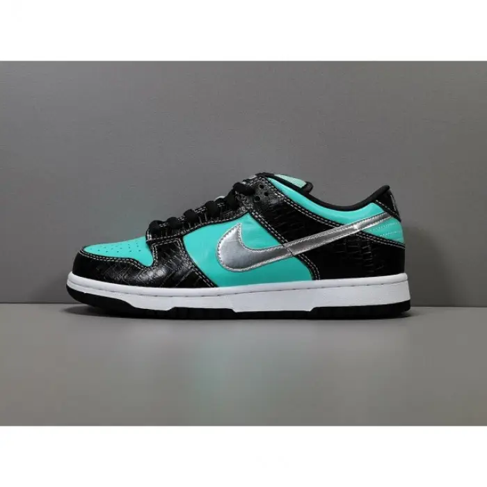 Nike Dunk SB Low Diamond Supply ACF562