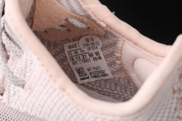 KIDS  ADIDAS YEEZY BOOST 350 V2 SYNTH “NON-REFLECTIVE” 