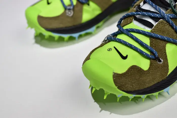 O-W  Nike Terra Kiger 5 Green 