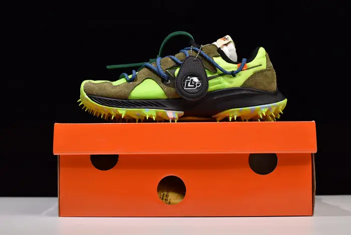 O-W  Nike Terra Kiger 5 Green 
