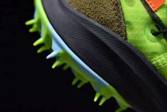 O-W  Nike Terra Kiger 5 Green 