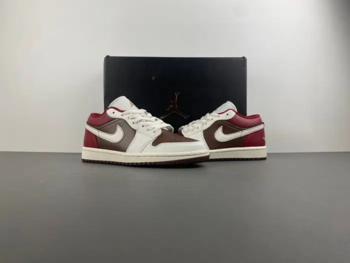 Air Jordan 1 Low -IR7600-211 