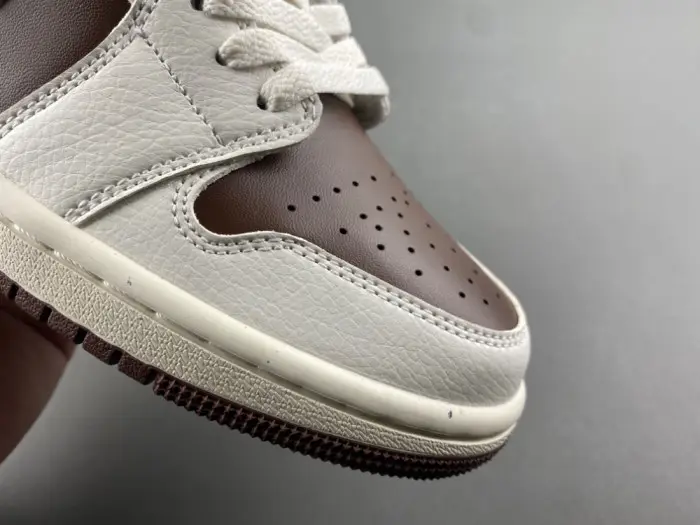 Air Jordan 1 Low -IR7600-211 