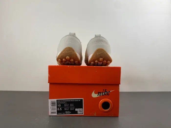 Nike Moon Shoe SP Jacquemus Soft Pearl-HV8547-002 