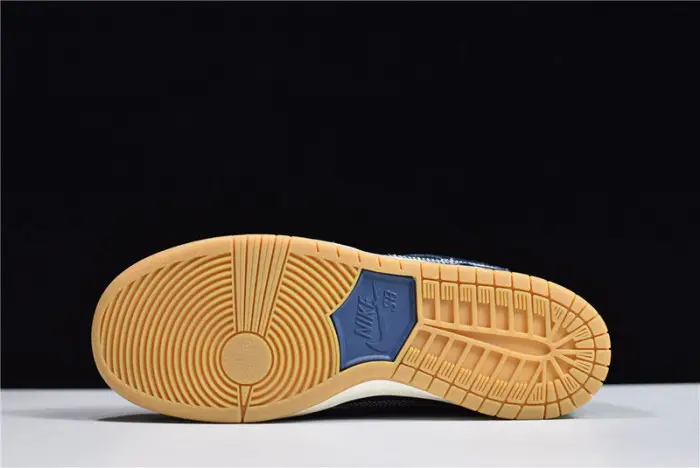 Nike SB Dunk Low Sashiko Denim Gum 