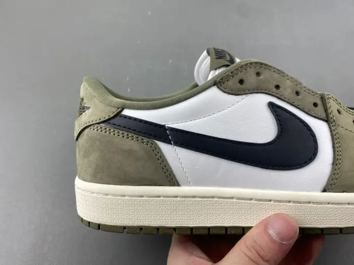 Air Jordan 1 Low OG -HC6998-200 