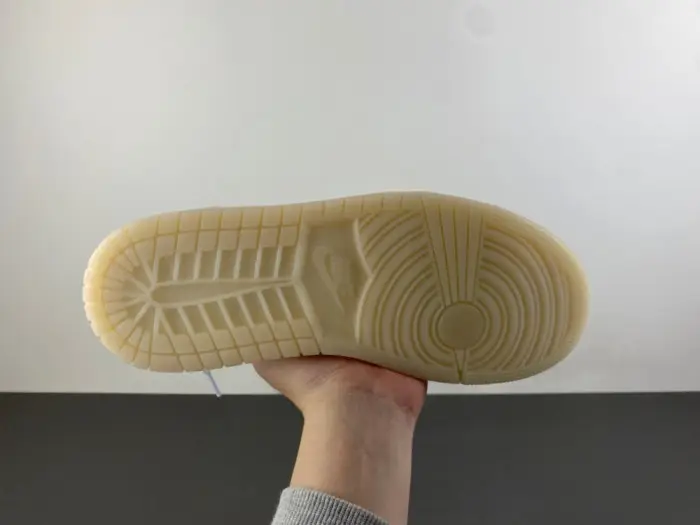 Air Jordan 1-IF4391-100 