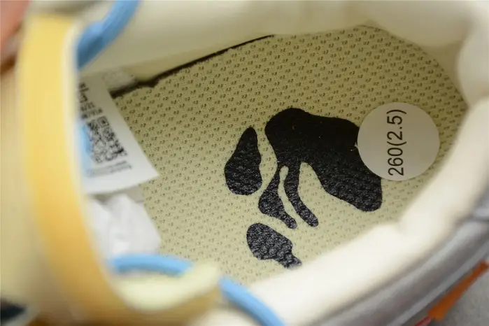 O-W  X DUNK LOW “05 OF 50” 