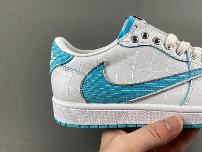 Travis Scott x Air Jordan 1-DM7866-771 