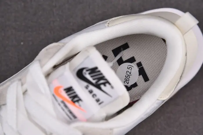Sacai x Nike VaporWaffle EFF152