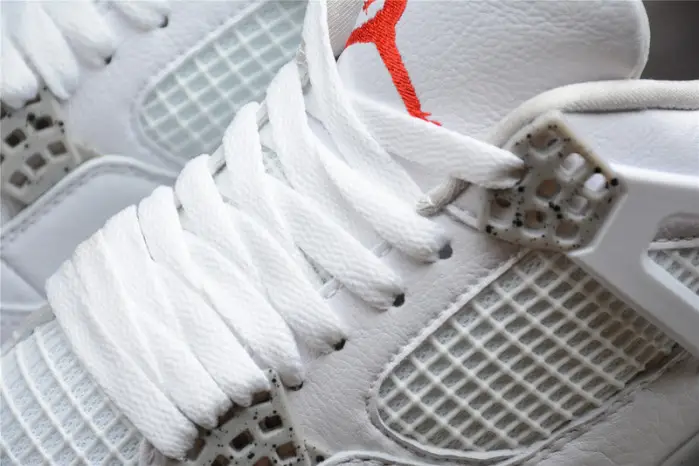 AIR JORDAN 4 WHITE OREO TECH GREY 