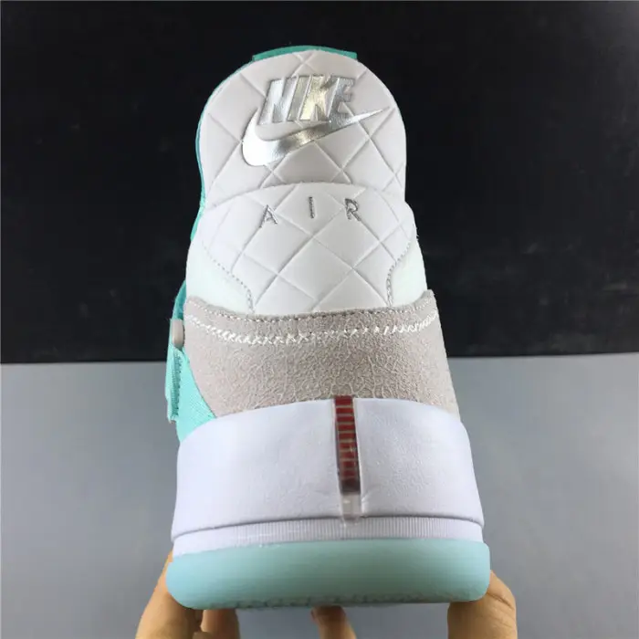 Air Jordan 33 'Guo Ailun' PE 