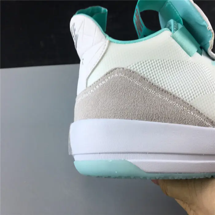Air Jordan 33 'Guo Ailun' PE 