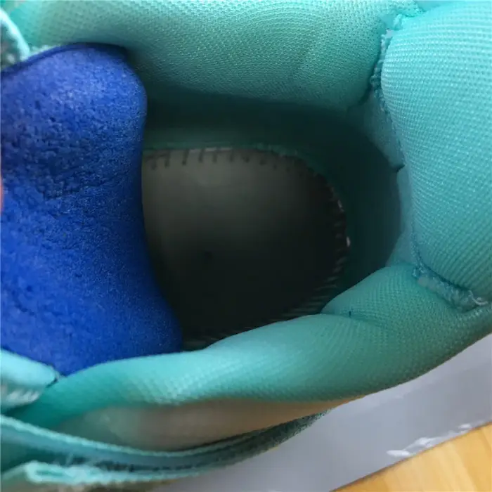 Air Jordan 33 'Guo Ailun' PE 