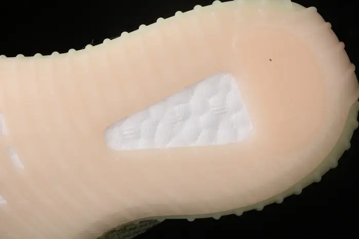 KIDS  ADIDAS YEEZY BOOST 350 V2 “ANTLIA” “NON-REFLECTIVE”  EBDF4