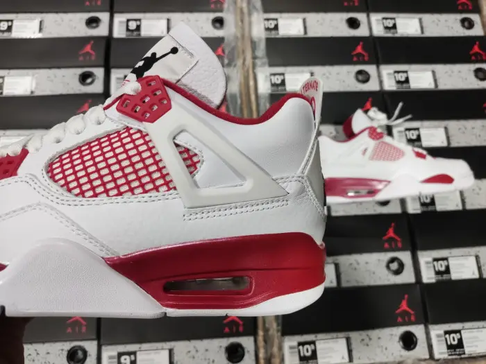 Jordan 4 Retro Alternate 89-308497-106 