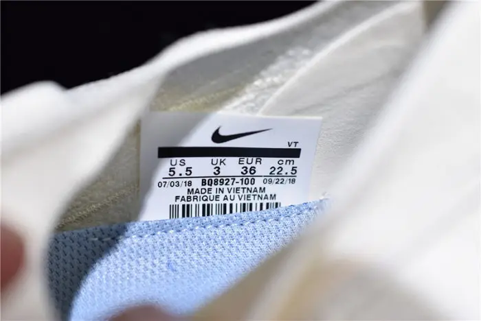 Nike Epic React Flyknit 2 Running Shoe BCEDC293