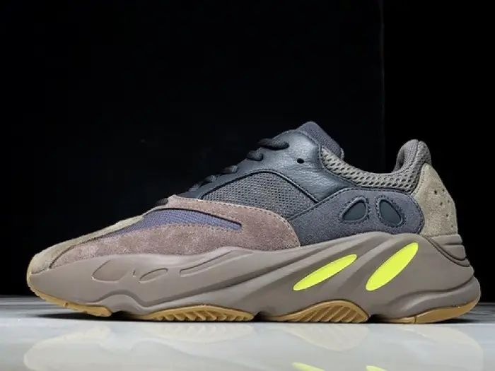 Kanye West x Adidas Yeezy Runner Boost 700“Mauve” CABA338