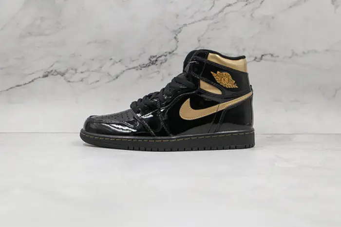 Air Jordan 1 High OG Patent ‘Black Gold’ BBDEC42