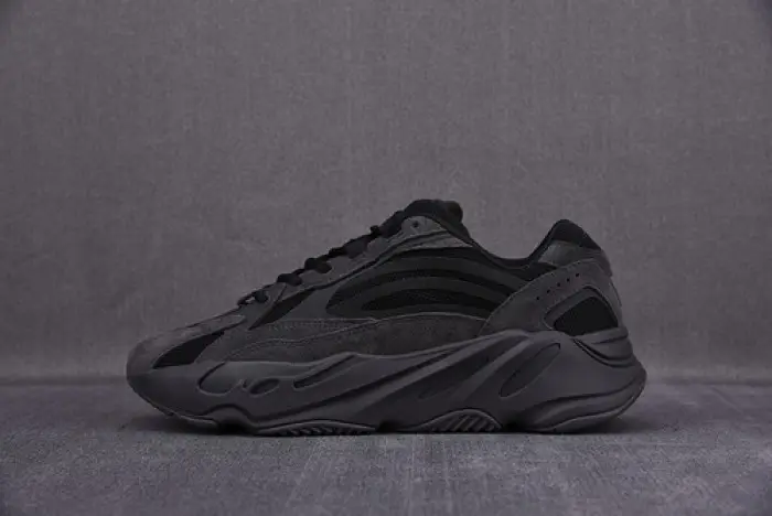 adidas Yeezy Boost 700 V2 Vanta FDCEC98