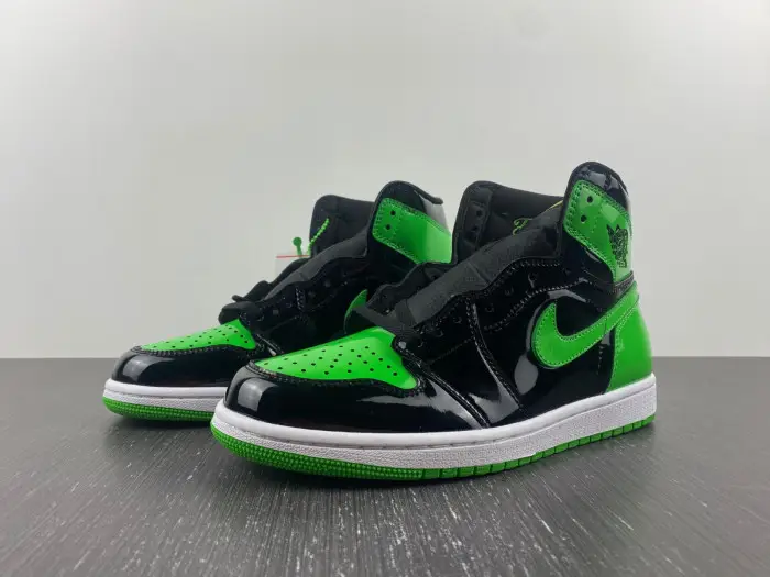 Jordan 1 Retro High Pine Green Black-555088-030  EFD26