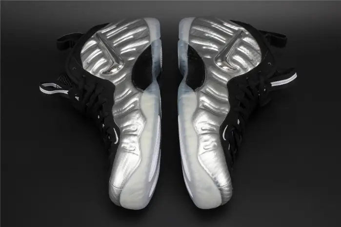 Nike Air Foamposite Pro PRM “Silver Surfer” metallic silver mens 