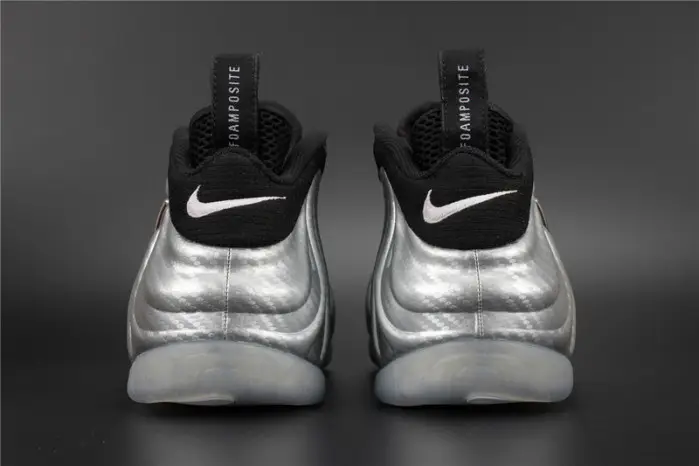 Nike Air Foamposite Pro PRM “Silver Surfer” metallic silver mens 