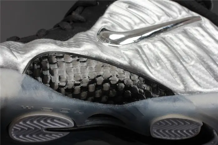 Nike Air Foamposite Pro PRM “Silver Surfer” metallic silver mens 