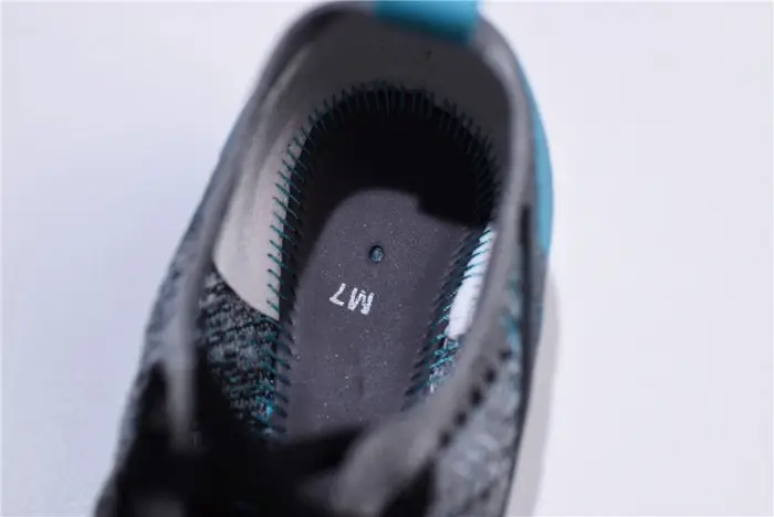 NIKE AIR VAPORMAX 2.0 “DUSTY CACTUS”  mens BEC2042