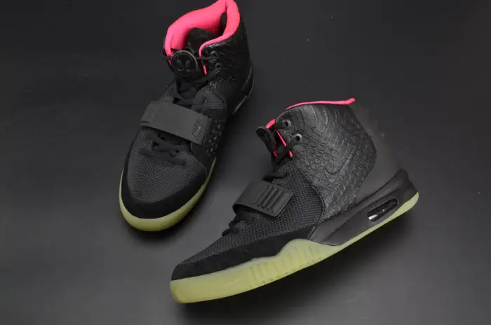 NIKE AIR YEEZY 2 “SOLAR RED” black mens 
