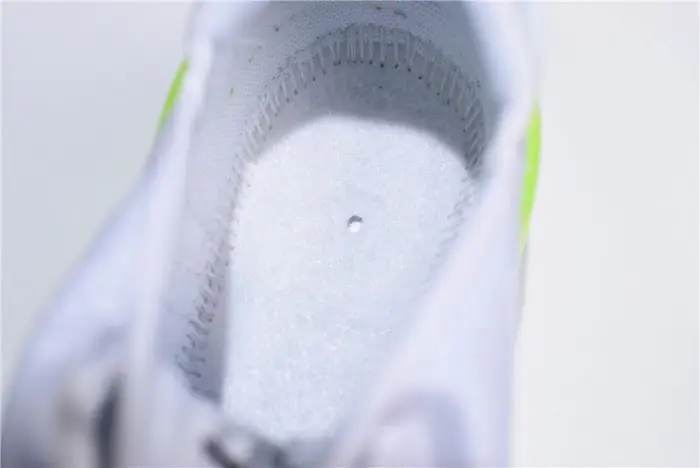 NIKE AIR MAX 270 “WHITE VOLT”