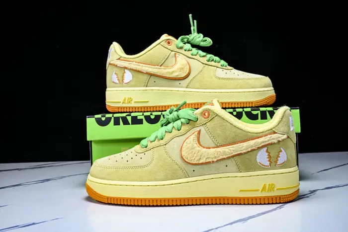OAF x Nike Air Force 1'07 Low Egg-IU7612-700 