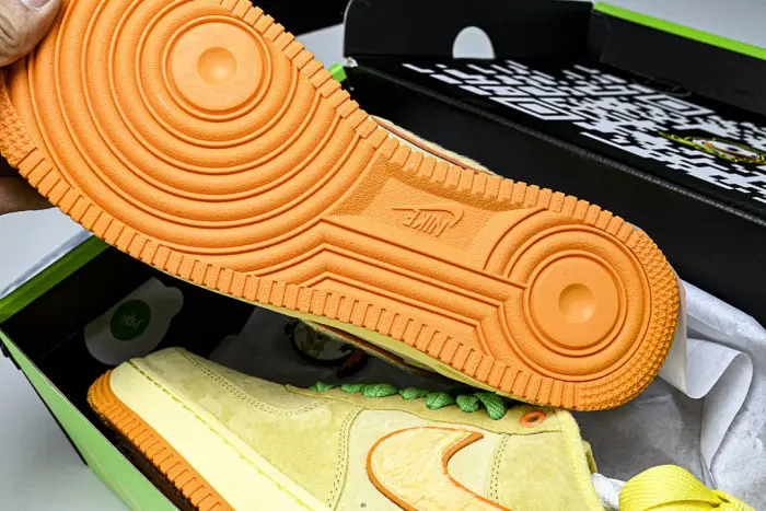 OAF x Nike Air Force 1'07 Low Egg-IU7612-700 