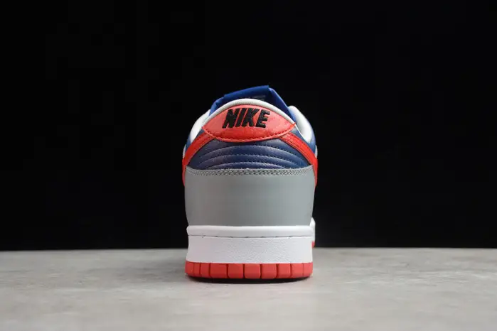 NIKE SB DUNK LOW “SAMBA”