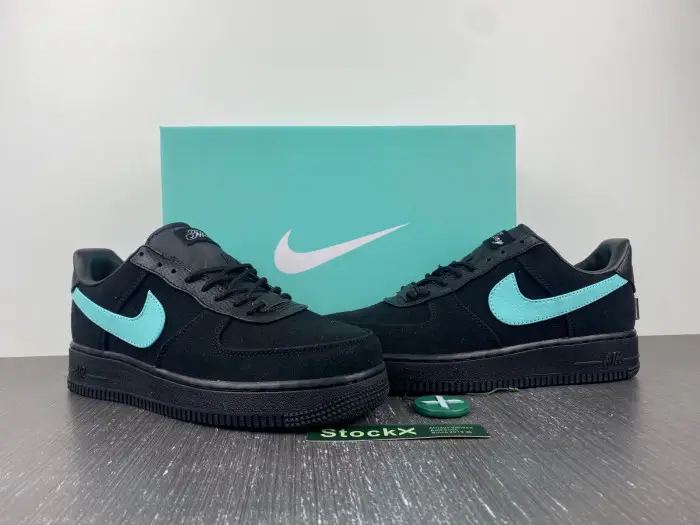 Nike Air Force 1 Low  1837-DZ1382-001  CFD1979