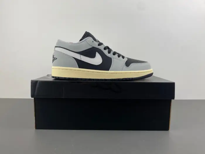Air Jordan 1 Low-553558-030 